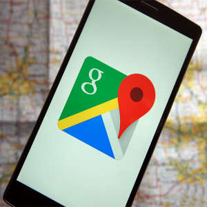Google launches a home screen on its Maps