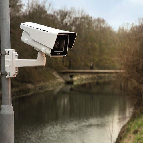 Axis Communications launches AXIS P1375 and AXIS P1375-E surveillance cameras