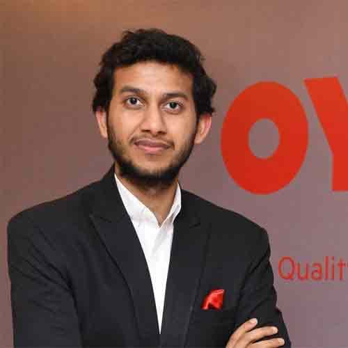 Oyo's Ritesh Agarwal shakes hand with Venture Catalysts to promote entrepreneurshipÂ 