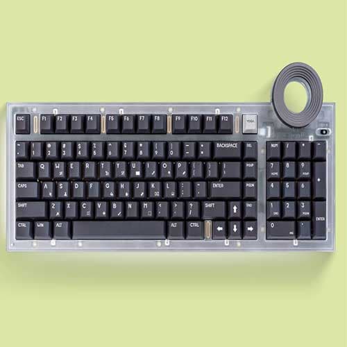 Lenovo Unveils 2.6kg Premium Keyboard
