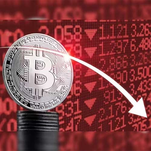 Bitcoin Slides as Liquidity Dries Up