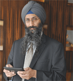 Datawind is disappointed with IIT-Rajasthan, and accused Quad of backstabbing them. (Datawind)