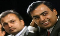 Reliance Jio signs pact with RCoM to share Tower Infra