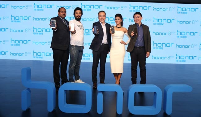 Honor launches dual lens camera Honor 8, Honor 8 Smart and Honor Holly