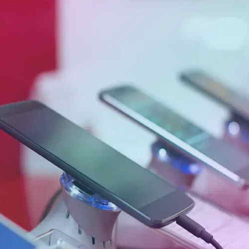 COVID-19 effect: Mobile smart handset reduce offline workforce
