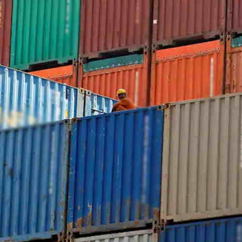 India toughens import rules for bidders over national security concerns