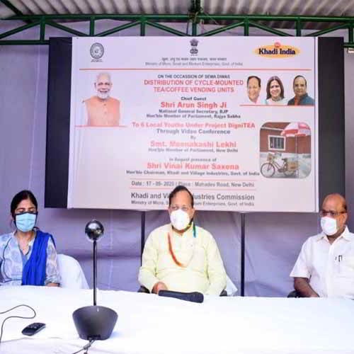 Khadi India orders Amazon, Flipkart to take down 160 web links for misusing the brand name