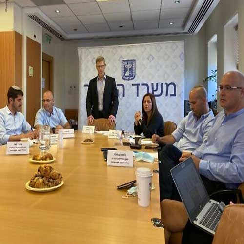 Israel signs cloud services deal with Amazon and Google