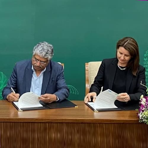 Infosys wins $1.5 bn deal from BP for end-to-end application services