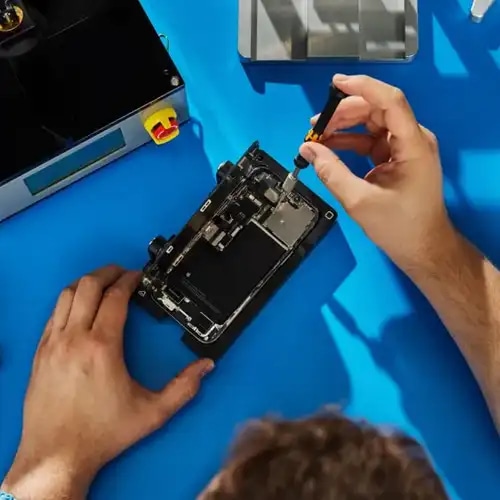 Apple adopts the policy of using used parts for iPhone repairs