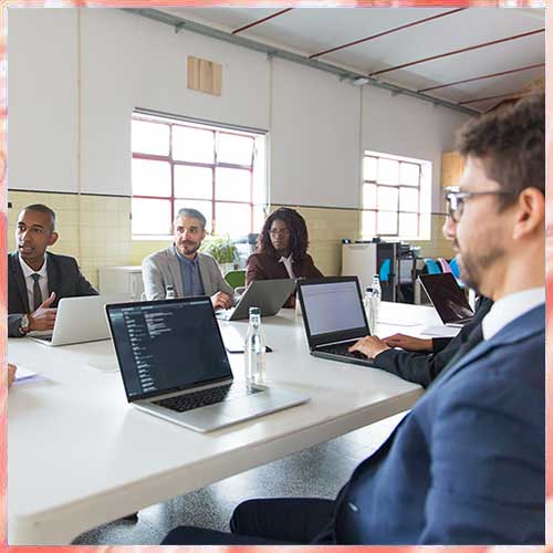 Indian IT Firms Set for Muted Quarter as Currency Gains Mask Weak Growth