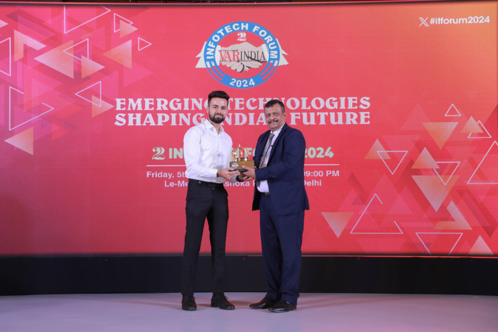 Danish Arora Receving The ECIO Award On Behalf of The Sachin Panicker