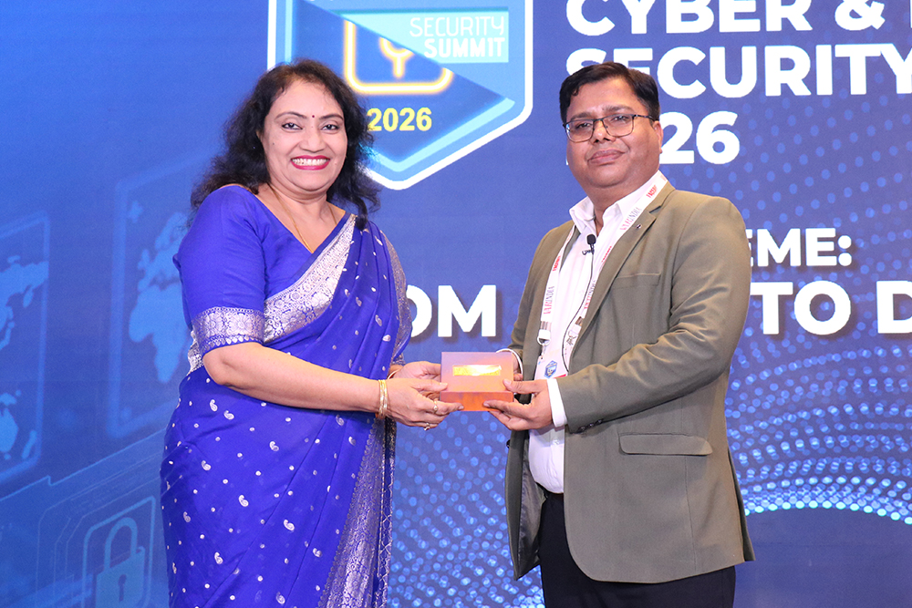 Token of appreciation presented to Dr. Rajendra Kumar, Group Chief Technology Officer- RAH Infotech