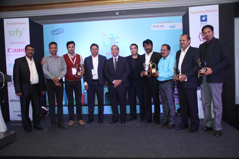 Group picture of the all the winners of 9th OITF, award winners