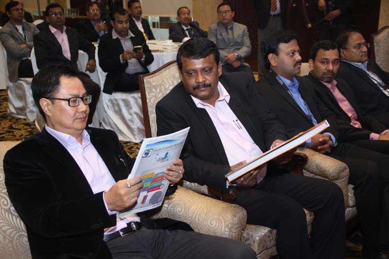 Explaining Minister about various services being covered in VARINDIA