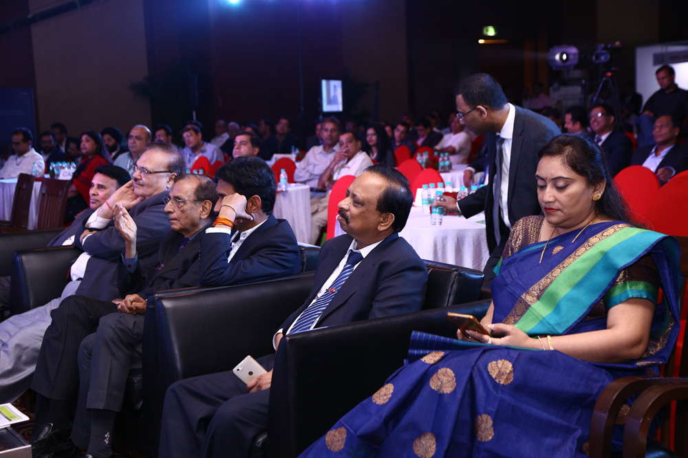 Distinguished delegates from the Industry