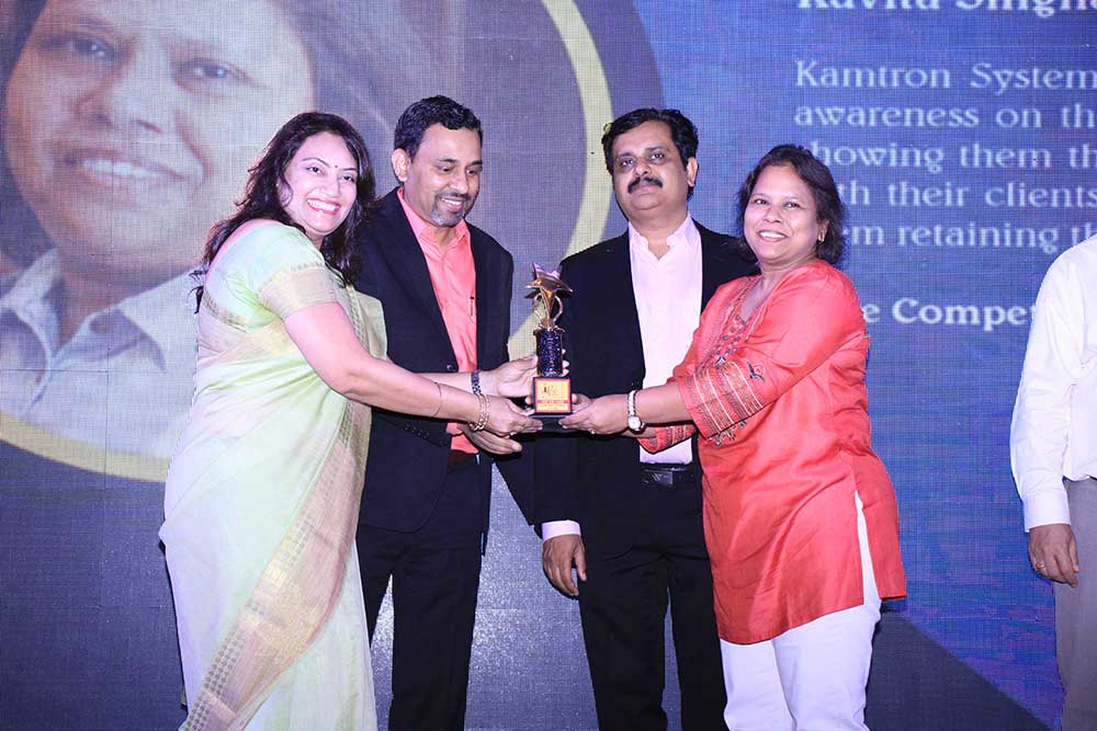 Kamtron Systems  receiving the award for the Best IT Service Provider at VAR Symposium - 17th Star Nite Awards 2018