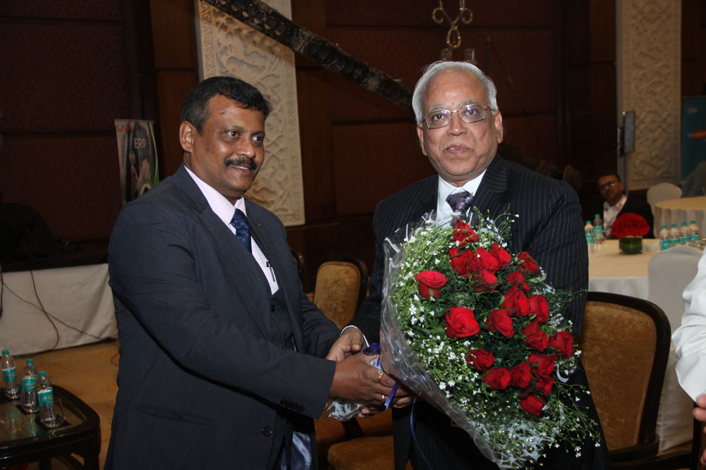 Deepak Kumar Sahu, Publisher, VARIndia welcoming Shri. A N Rai, Advisor, Minister of State for Communications & Railways, Govt. of India at 17th Star 