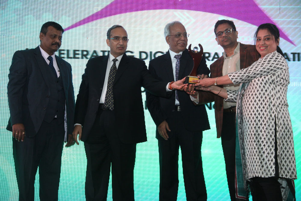 Kaspersky Lab receiving the award for Best Anti-Virus –SOHO at 17th Star Nite Awards 2018