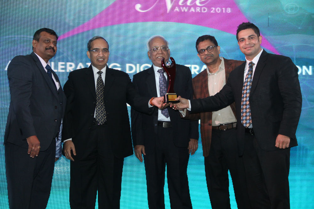 Radware India receiving the award for Best DDOS Vendor at 17th Star Nite Awards 2018