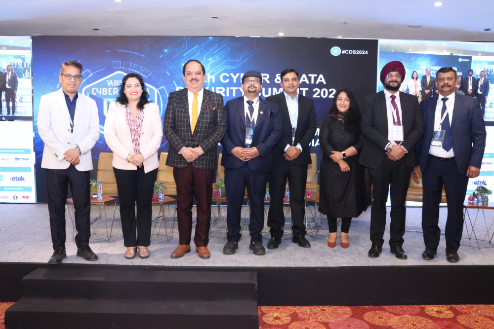 Panel Discussion Session- Moderator by Ms. S. Mohini Ratna- VARINDIA, panellists- Mr. Vijay Sethi- Mentorkart, Col.(Dr.) Indrajeet Singh- Cybersleuths