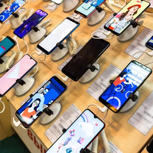 Union Budget 2024-25: Basic Customs Duty on Mobile Phones and Components Reduced Union Budget 2024-25: Basic Customs Duty on Mobile Phones and Components Reduced