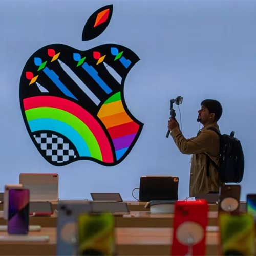 Apple storms into top 5 smartphone brands in India with 10% market share Apple storms into top 5 smartphone brands in India with 10% market share