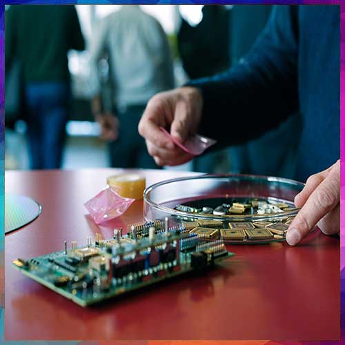 Qualcomm Tapes Out 2nm Chip, Boosting India’s Design Ambition