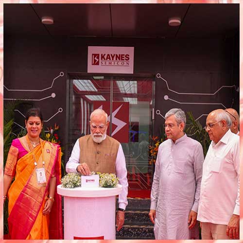 India to have four semiconductor plants ready by 2026: Vaishnaw