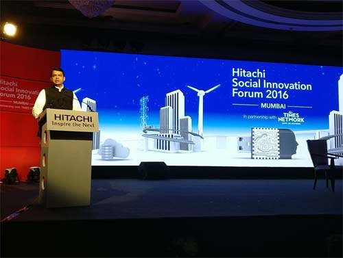 Hitachi hosts "Hitachi Social Innovation Forum 2016"
