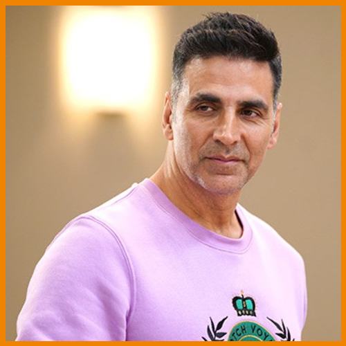 Akshay Kumar becomes the first actor to cross Rs 700 cr in a single year Akshay Kumar becomes the first actor to cross Rs 700 cr in a single year