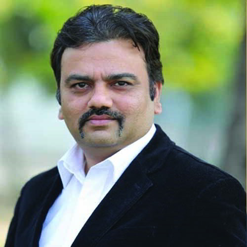 We believe in encouraging and guiding employees to focus on self-development