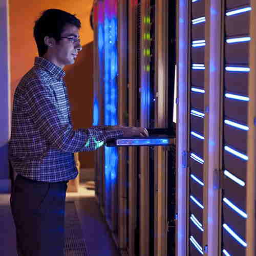 Dell Technologies leads the Indian server market in Q1 2020 Dell Technologies leads the Indian server market in Q1 2020