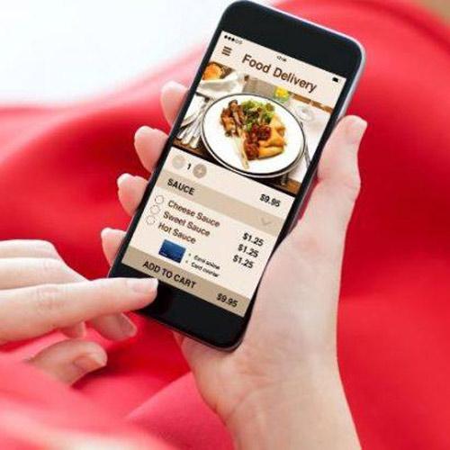 Social communication and food and drink app usage peaked globally during the 2020 holidays