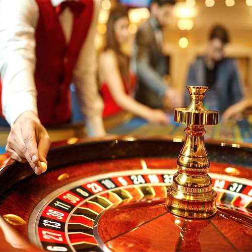 Illegal casino busted in a hotel in Delhi Illegal casino busted in a hotel in Delhi