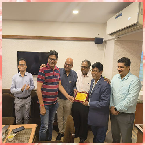 CMDA Mumbai organizes an interactive meeting for its members with FAIITA President