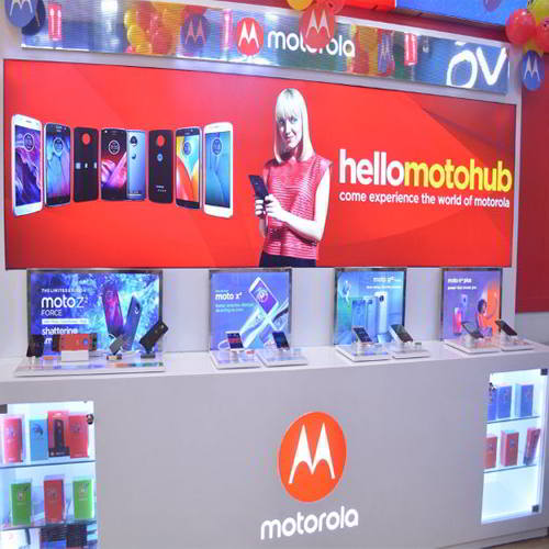 Motorola strengthens its retail presence, opens 100 new Moto Hubs in Gujarat