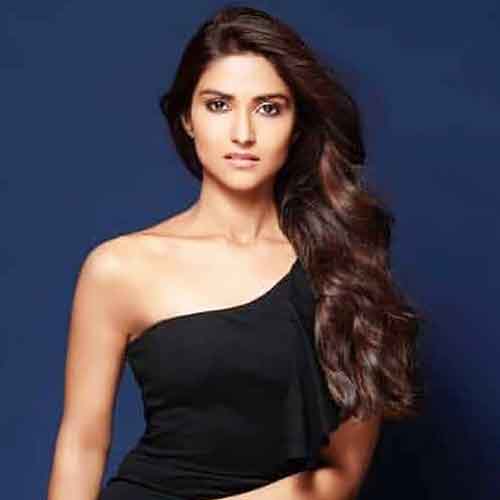 Pranutan wants to work with her father Mohnish Bahl