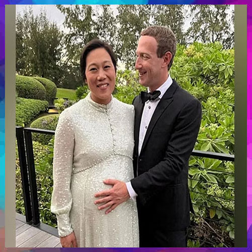 Mark Zuckerberg posts an adorable photo with his pregnant wife